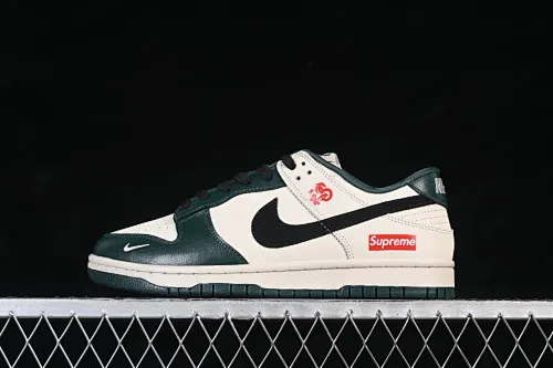 All categories Nk SB Dunk Series Nk SB Dunk Low High-end customized low-top sneakers Nike SB Dunk Low Year of the Horse limited edition Moss green milk apricot High-end customized low-top casual sneakers NH0601-483